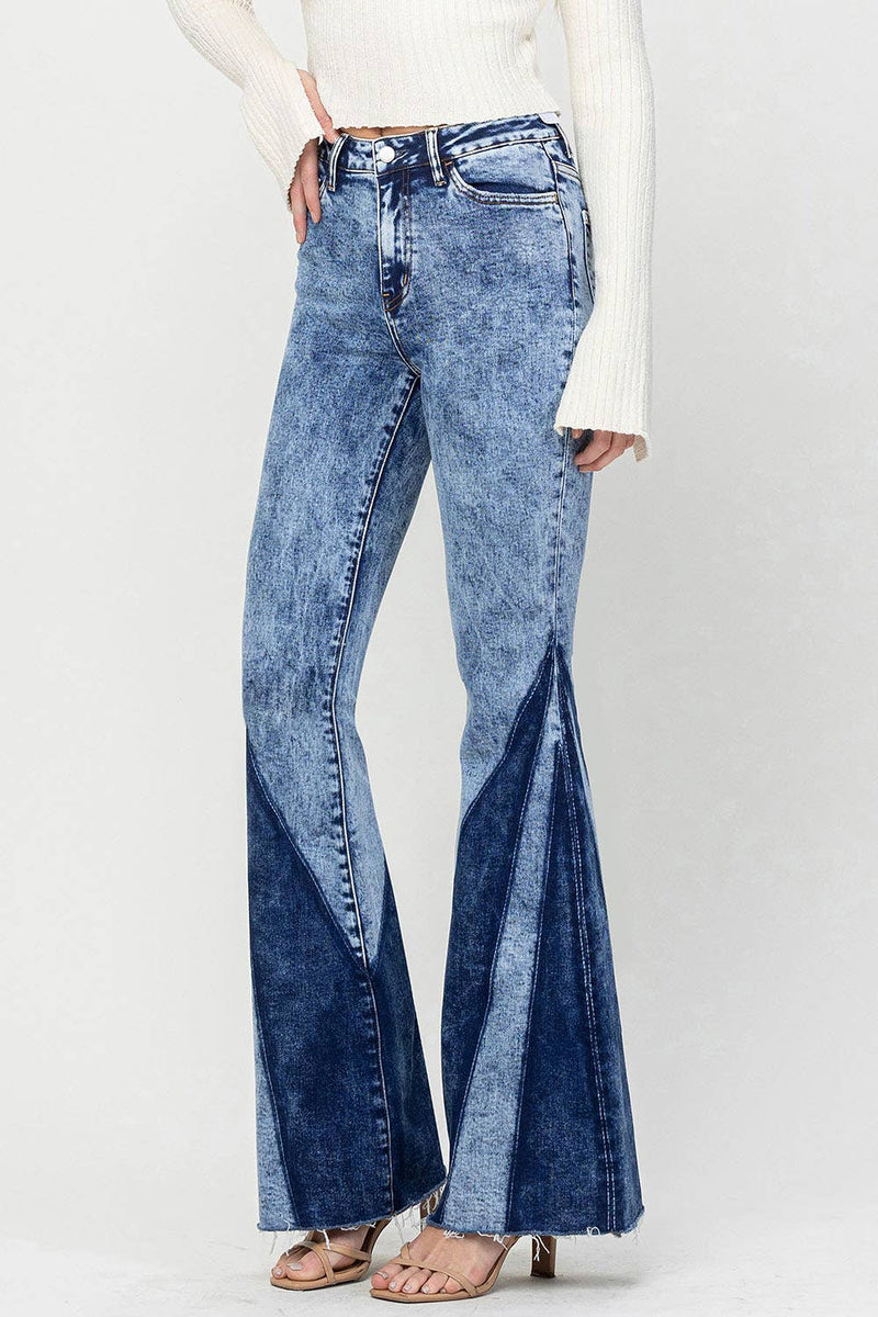 HIGH RISE CONTRAST PANEL SUPER FLARE JEANS F4920: FORESIGHT / 25