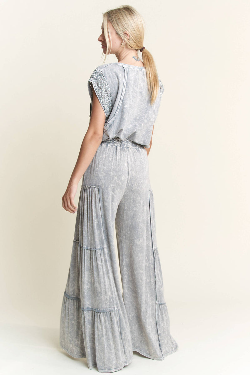Mineral Washed Tiered Wide Leg Pants HP5033P1: Silver Grey / S-M-L / 2-2-2