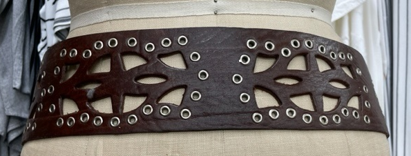 B4108 Brown