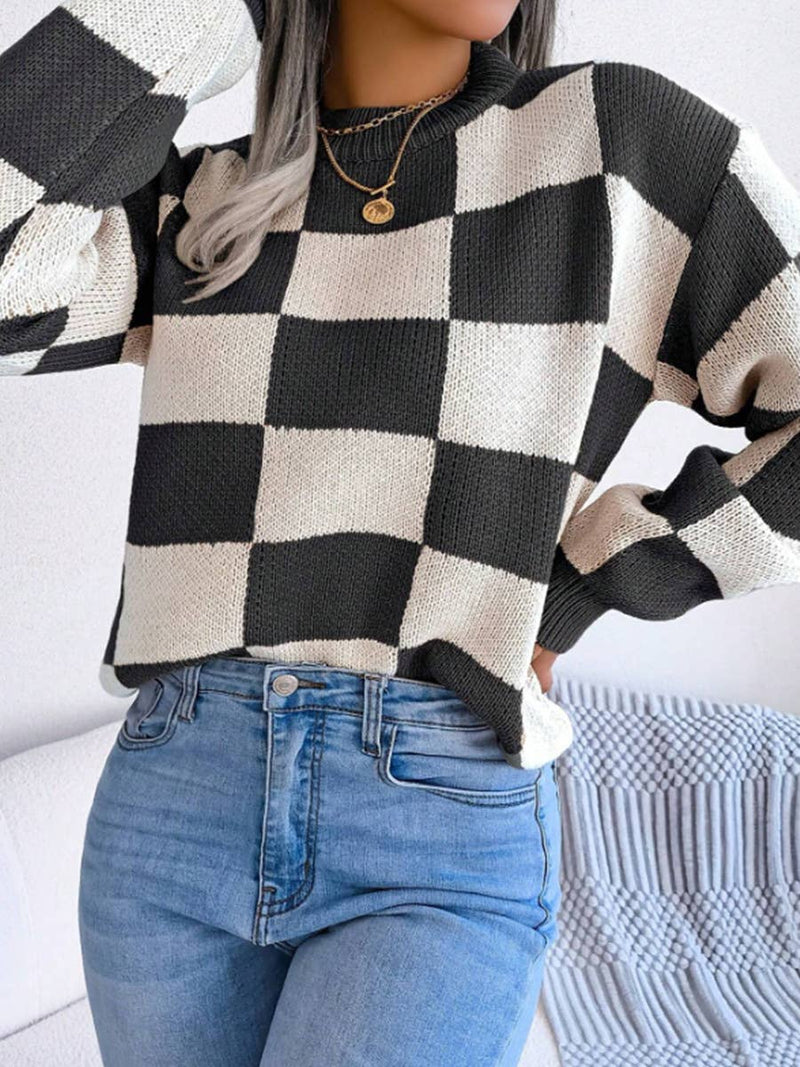 Checkerboard Contrasting Loose Collar Knitted Sweater: White / M