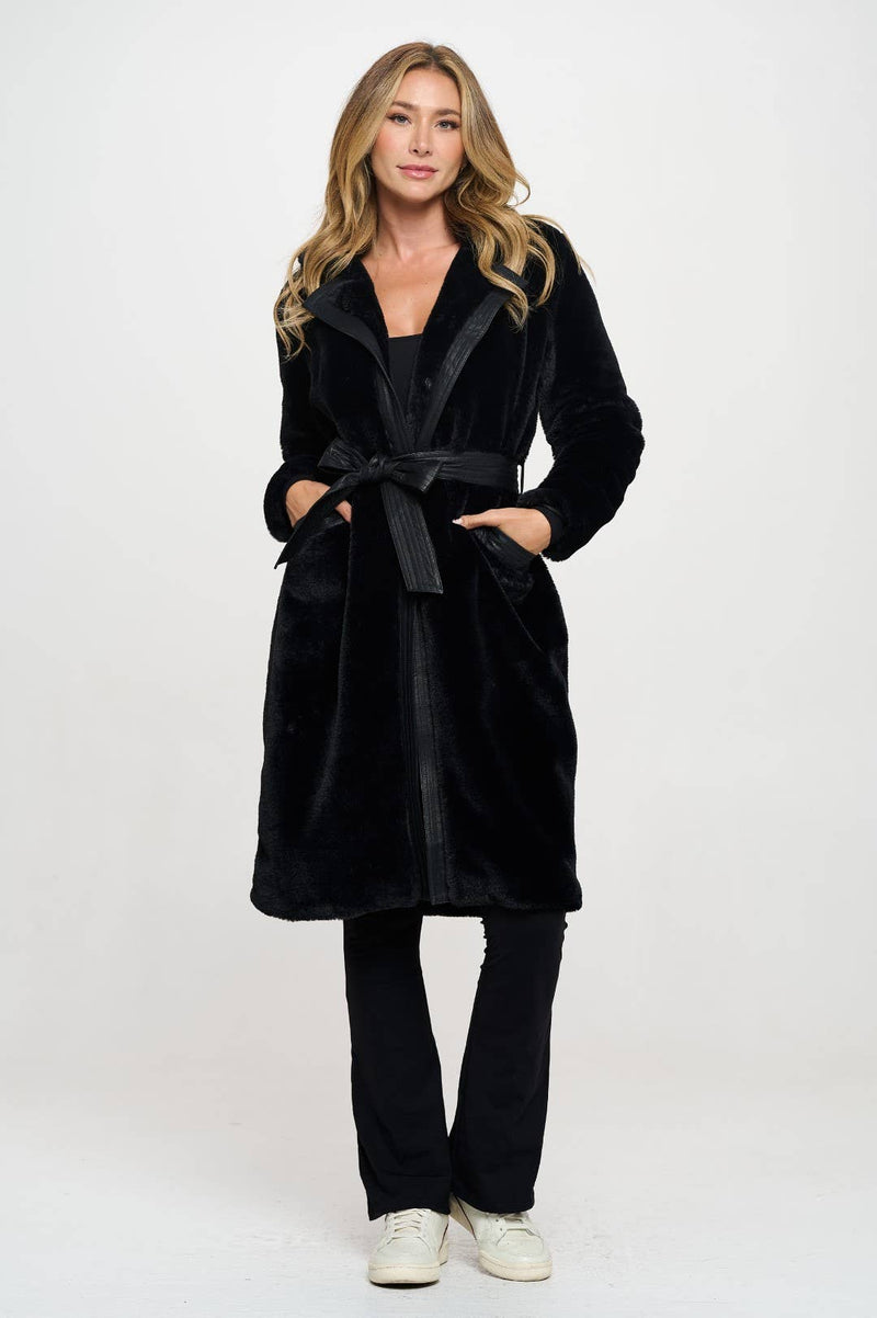 Trend Coat Faux Fur Coat: Black / L