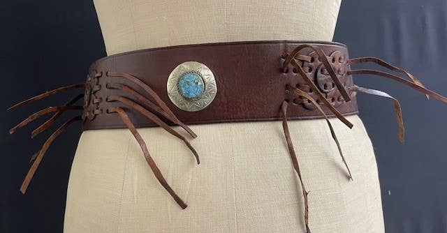 LEATHER BELT WITH FRINGES